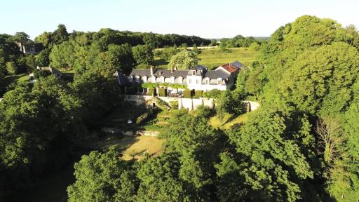 Hotel La Croix De Vernuche - Housity