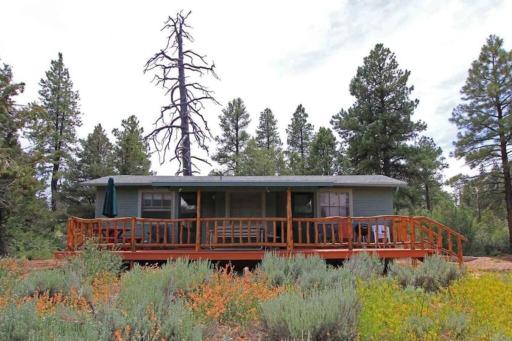 Free Spirit, Walking distance to East Zion trails - Housity