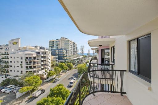 Mooloolaba Unit in the Nautilus Resort - Housity