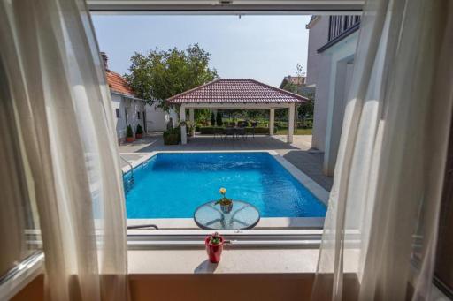 HOLIDAY HOME MIRELA, Makarska - Studenci - Housity
