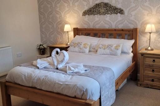 Cromwell Cottage, Pembroke - Housity