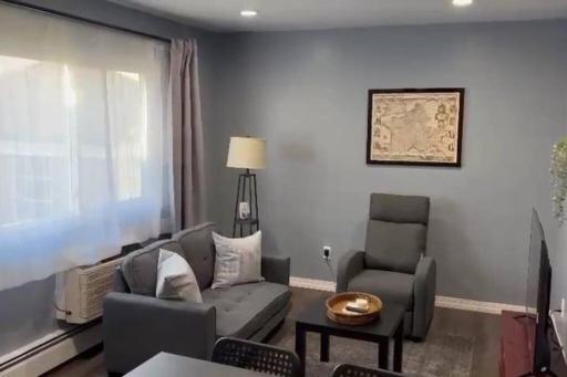Your cozy comfy rental - Housity