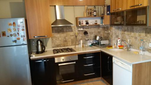 Van Aparts & Homes - Housity