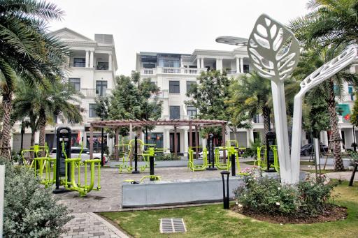 The Flamboyant #StayWork Vinhomes Marina - Housity