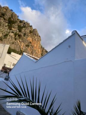 Loft Ubrique Rojo 