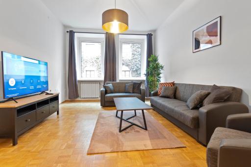 Flatista Homes - Old Town - Hizvo