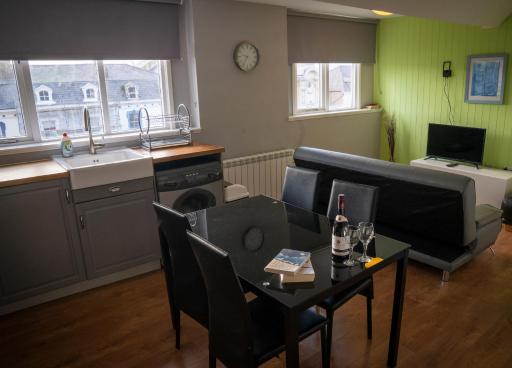 Apartment 4, Llandudno Apartments - Hizvo