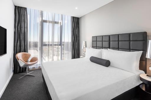Travel Proud Meriton Suites Mascot Central - Housity