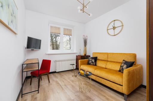 Apartments Osiedle Szkolne Cracow by Noclegi Renters - Housity