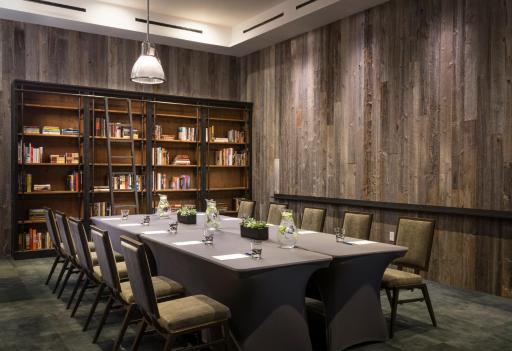 Hotel Van Zandt - Housity