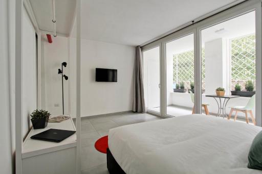 Vatican Loft - Rooms & Apartments - Housity