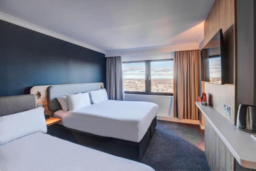 Holiday Inn Express Edinburgh City West, an IHG Hotel - Housity