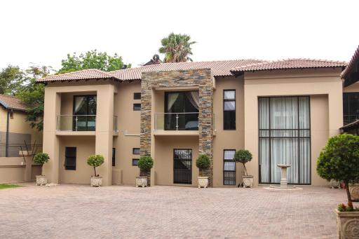 Letsatsing Lodge - Housity