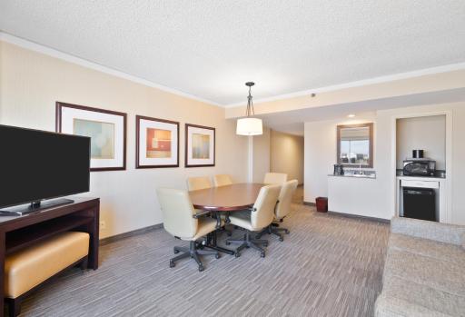 Harmony Suites Secaucus Meadowlands - Housity