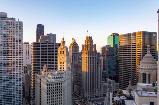 The Royal Sonesta Chicago Downtown - Housity