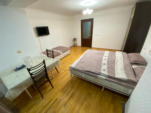 CENTRAL LOCATION COSY APARTMENT - Housity