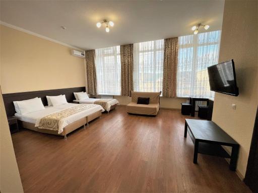 Hotel MERRI-OTT - Housity
