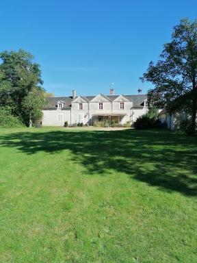 Manoir gite 34 à 45 personnes 30 minutes zoo beauval, chambord, center parc - Housity