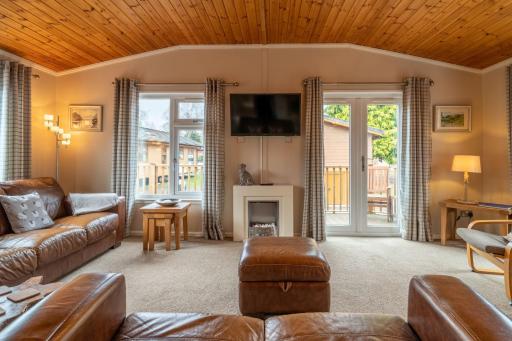 Brightwater Lodge - White Cross Bay - Housity