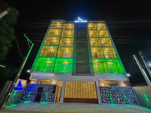 LAR LUXURY APARTMENTS - Housity