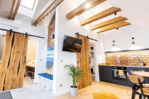 Liliowy Apartament - Housity