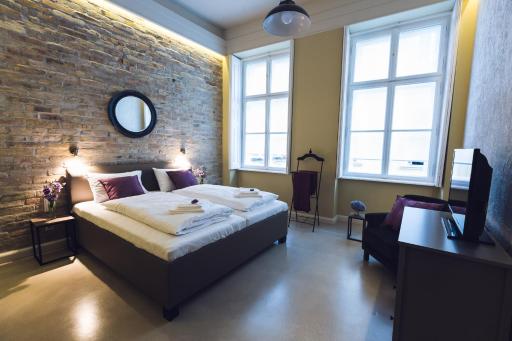 Heritage Home Apartments - Housity