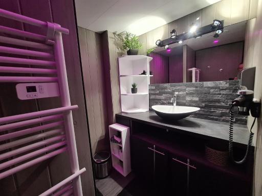 Loveroom Sexyloveroom - Housity