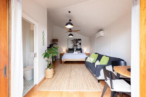 Tallows Studio -Modern, tranquil, dog friendly,2 mins to the beach - Housity