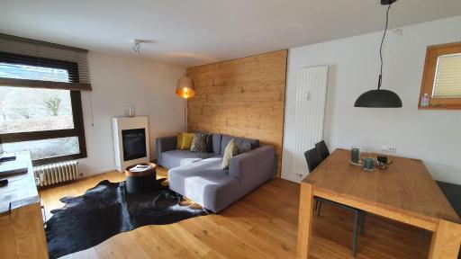 Bungalow mit Terrasse im alpinen Stil - Housity