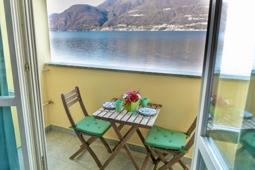 The SUNSET 2 by Design Studio - Housity