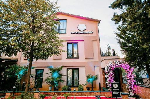 Rose Boutique Hotel - Housity