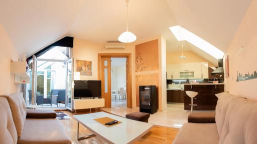 Secret View Apartment - Hizvo