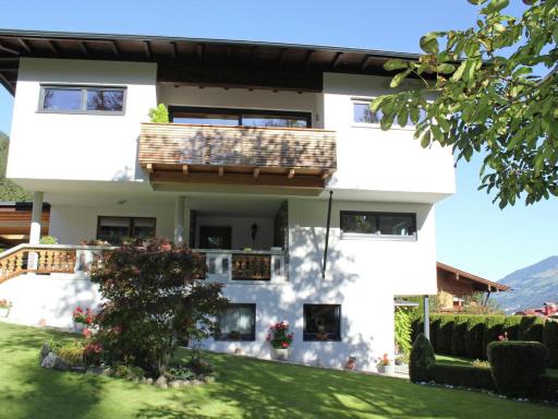 Apartment in Ried im Zillertal with terrace - Housity