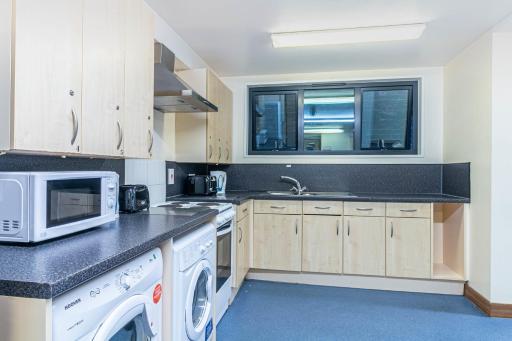 Sansome Hall Worcester 10 Bedroom Cluster Flat - Housity