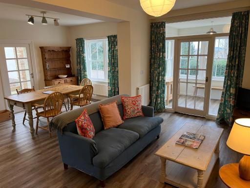 Stable Cottage at Yearle House - Housity