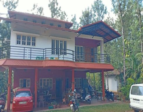 Coorg Royal Tree Homestay by StayApart - Housity