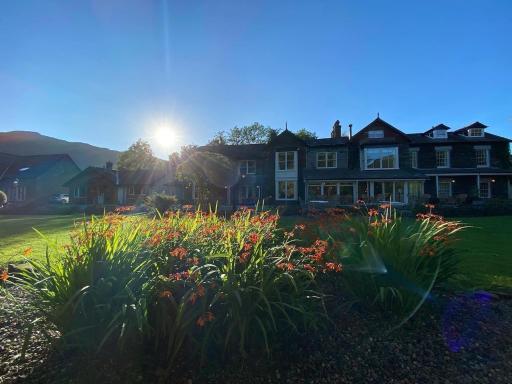 Bridge House Hotel & Silver Howe View Cottage - Housity