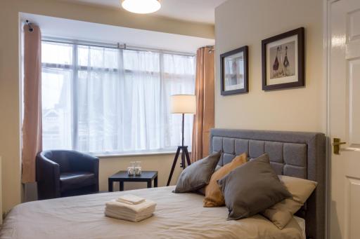 The Waves Hotels - Housity