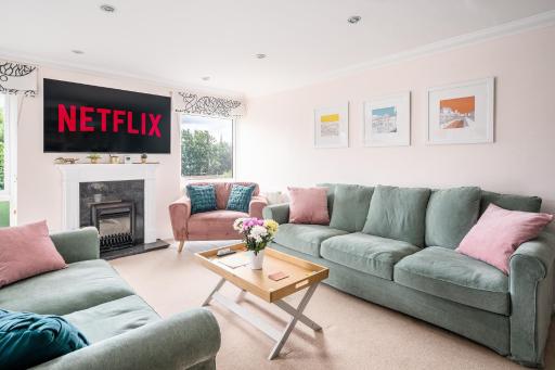 Stunning 4 Bedroom House in Central Bath - Housity