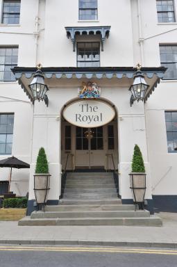 Royal Hotel by Greene King Inns - Housity