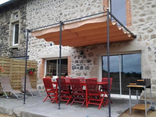 Au Nid d'hirondelles - Housity