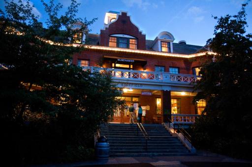 McMenamins Edgefield - Housity