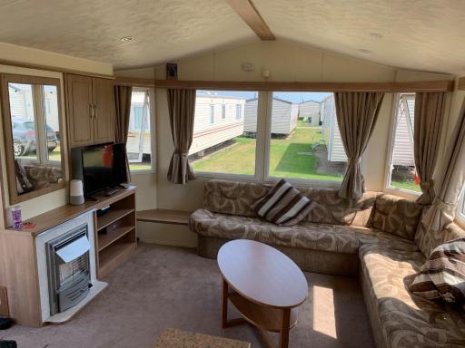 Broadland Sands Caravan - Housity