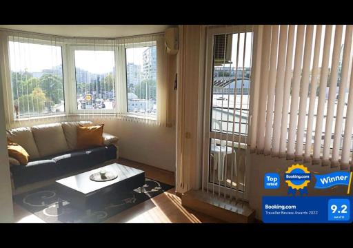 Sunlight Apartment - Housity