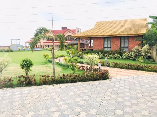 Gharana Resort - Housity