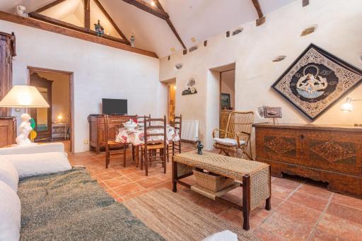 La Bergeronette des Ruisseaux - Housity