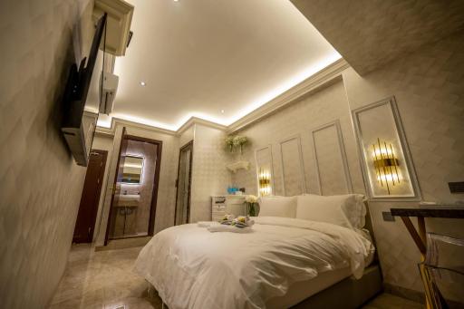 A Residence @ Between Hilton & Cititel Hotel - Hizvo
