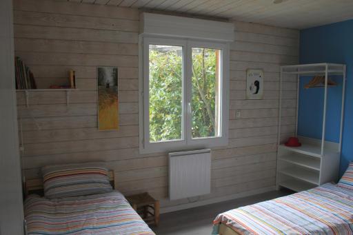 Gîte de la Tuillère, maison contemporaine en bois avec vue et piscine - Housity