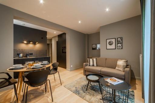 Isaline Furnished flat - Housity