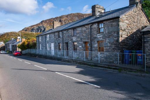 Homely cottage with garden and mountain-view - Housity